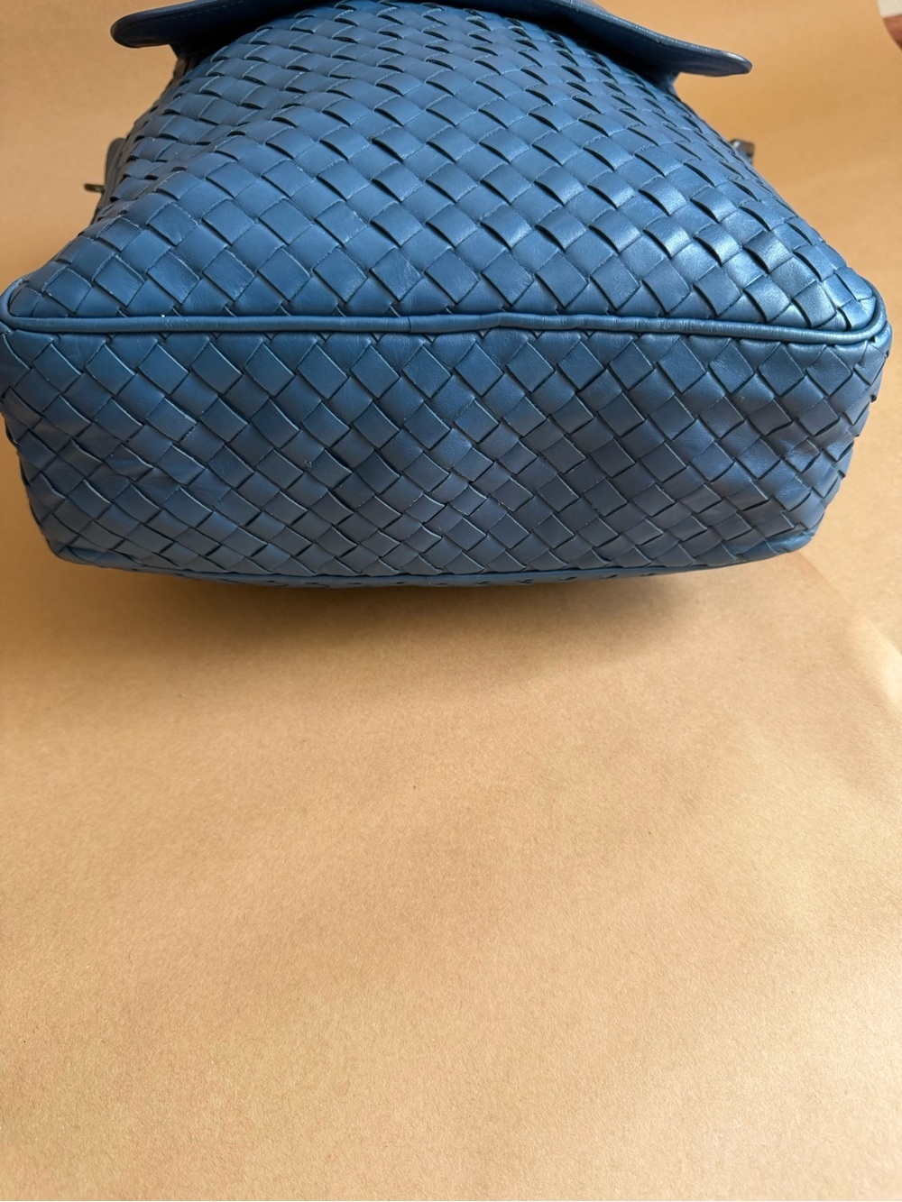 Bottega Veneta Blue Woven Leather Messenger Bag - Picture 7 of 12